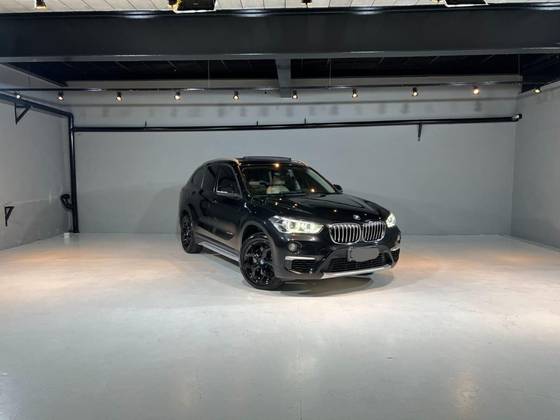 BMW X1 2.0 16V TURBO ACTIVEFLEX SDRIVE20I X-LINE 4P AUTOMÁTICO BMW X1 2.0 16V TURBO ACTIVEFLEX SDRIVE20I X-LINE 4P AUTOMÁTICO